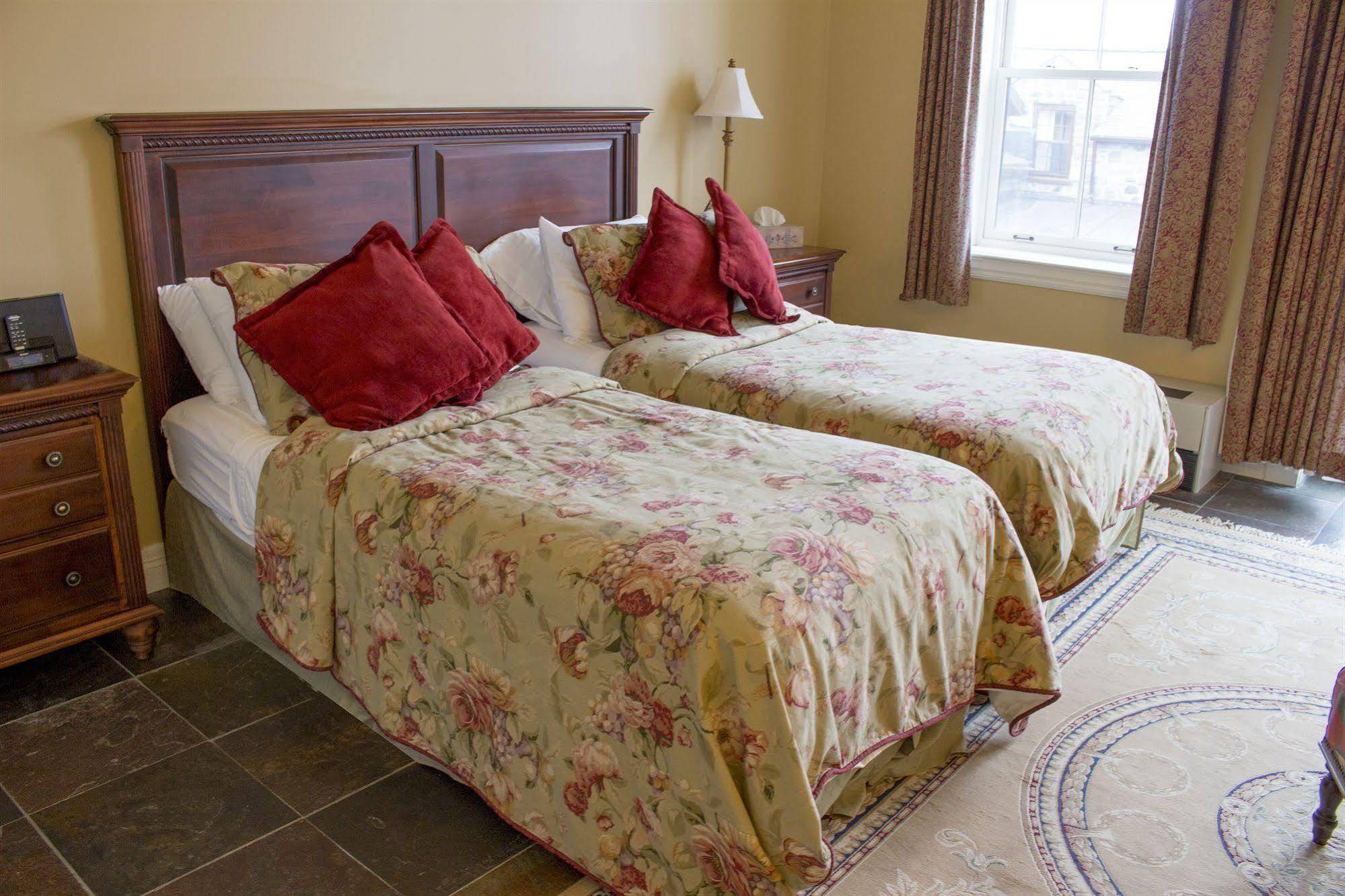 Ste. Anne'S Spa Grafton Zewnętrze zdjęcie