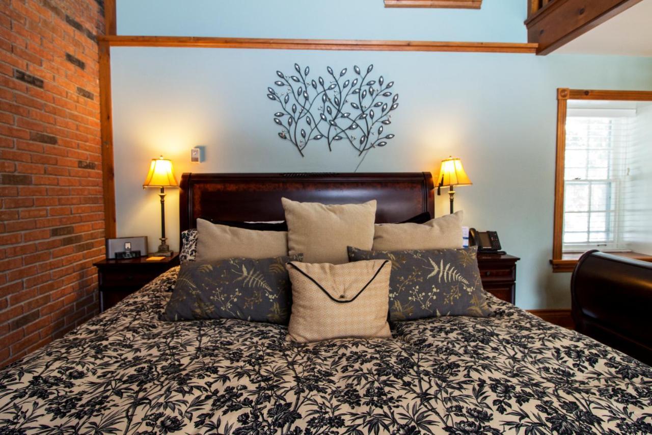 Ste. Anne'S Spa Grafton Zewnętrze zdjęcie